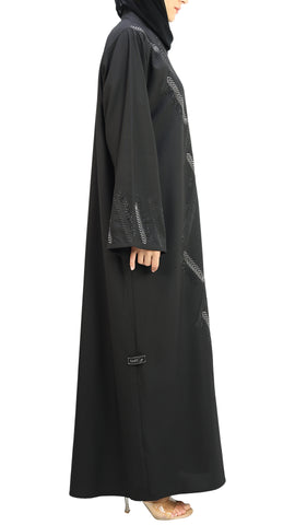 Elegant Embroidery and Handwork Abaya