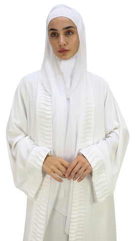 عباية كلاسيكية بطيات أمامية وأكمام